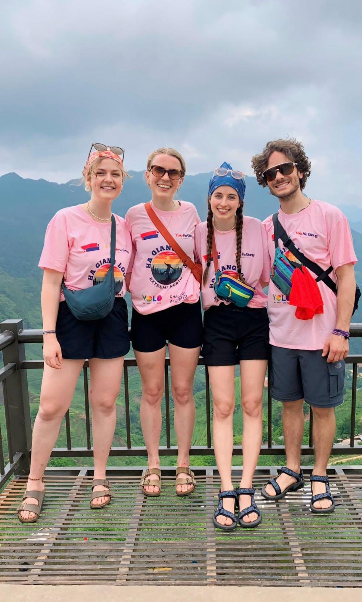 Yolo Ha Giang Adventures, Motorbike And Loop Tours酒店 外观 照片