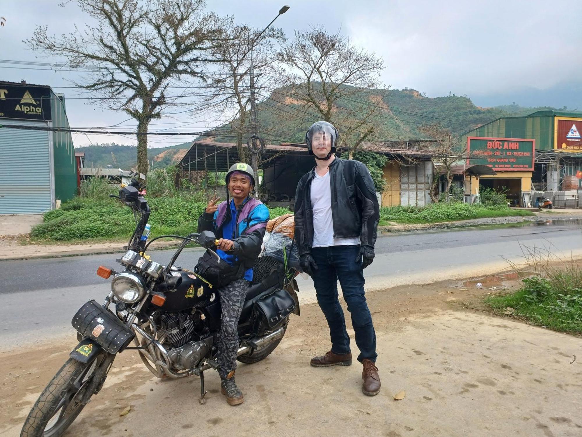 Yolo Ha Giang Adventures, Motorbike And Loop Tours酒店 外观 照片