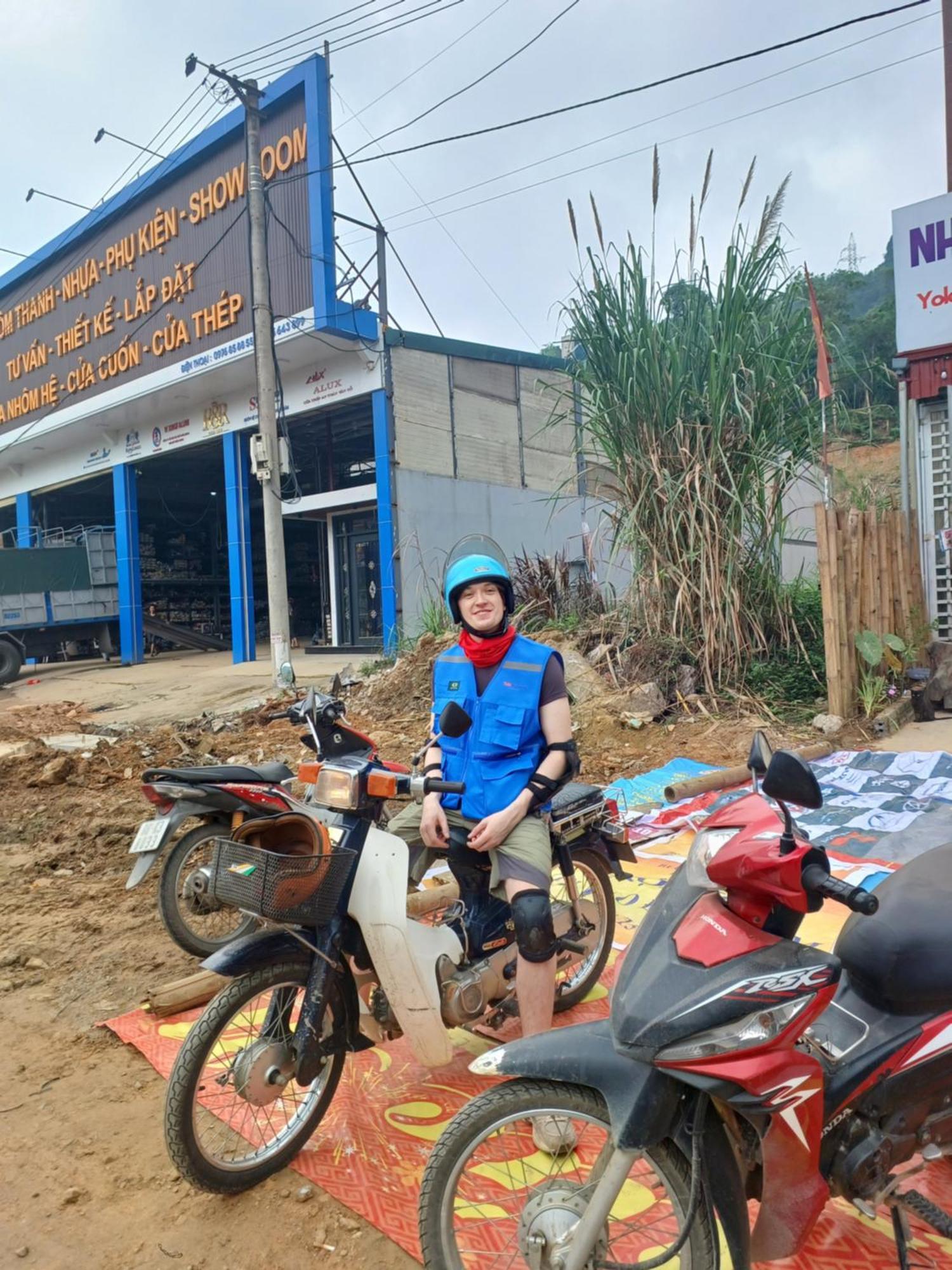 Yolo Ha Giang Adventures, Motorbike And Loop Tours酒店 外观 照片